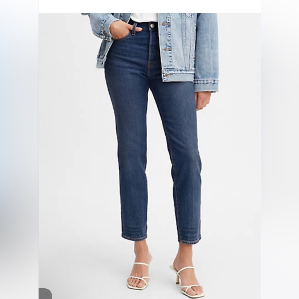NEW $98 Levi’s Premium Wedgie Icon Fit Jeans 30 28